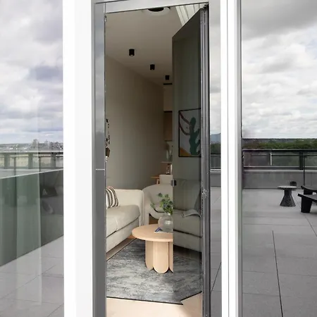 Bob W Kesklinn Apartmanhotel Tallinn