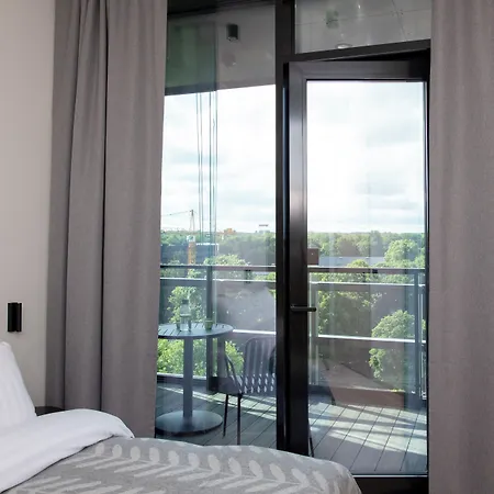 Bob W Kesklinn Aparthotel 4*