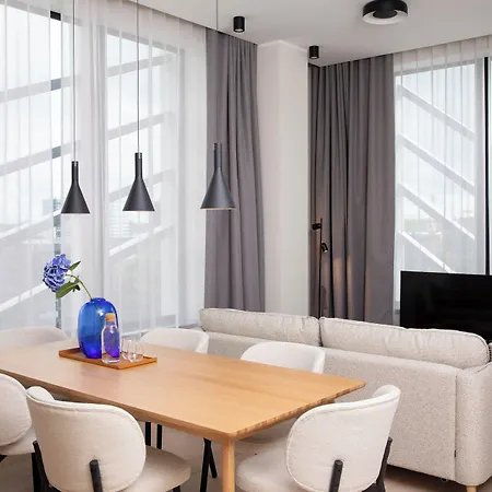 Bob W Kesklinn 4* Tallinn