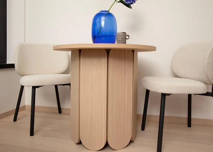 Bob W Kesklinn 4* Reval