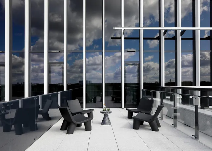 Bob W Kesklinn Reval