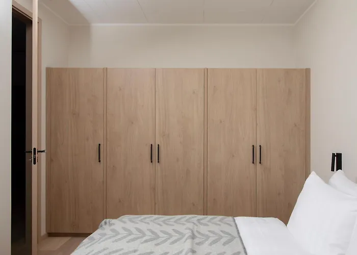 Bob W Kesklinn 4* Reval