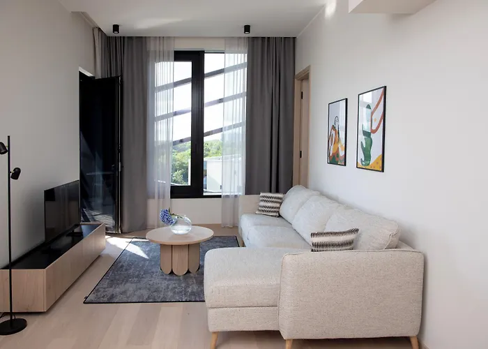 Bob W Kesklinn Reval