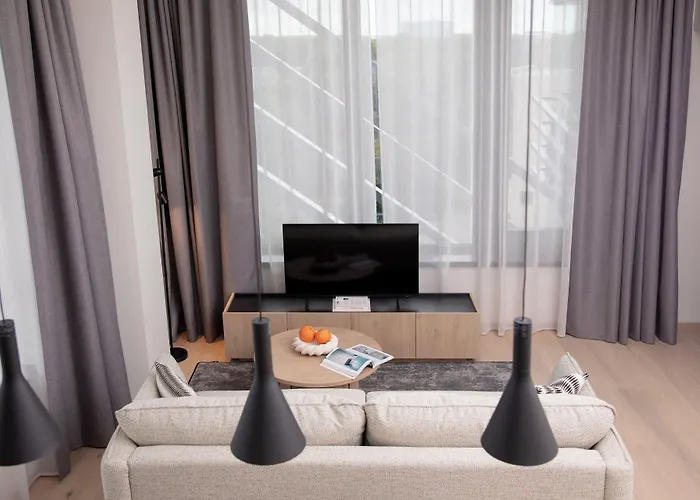 Bob W Kesklinn טאלין